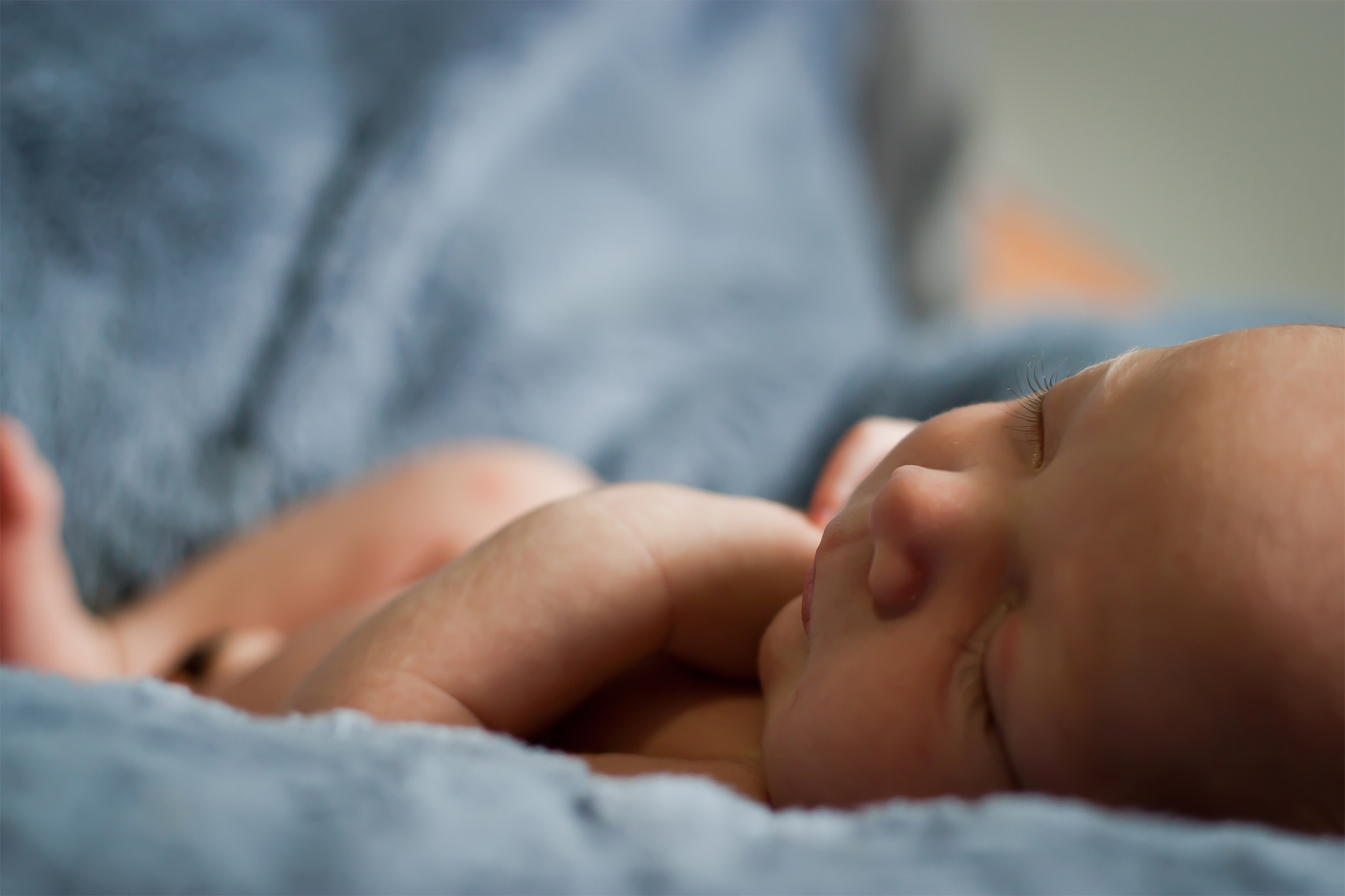newborn-baby-painrelief-childbirth2160
