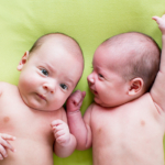 Twin-Babies2160