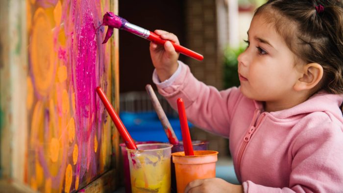 girl_Painting_ku_childrens_service