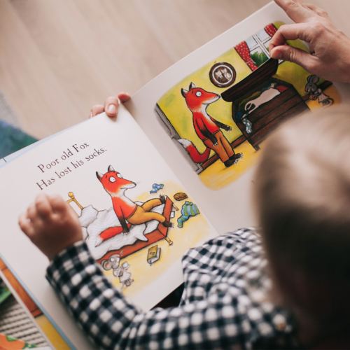 adult-reading-book-child2160