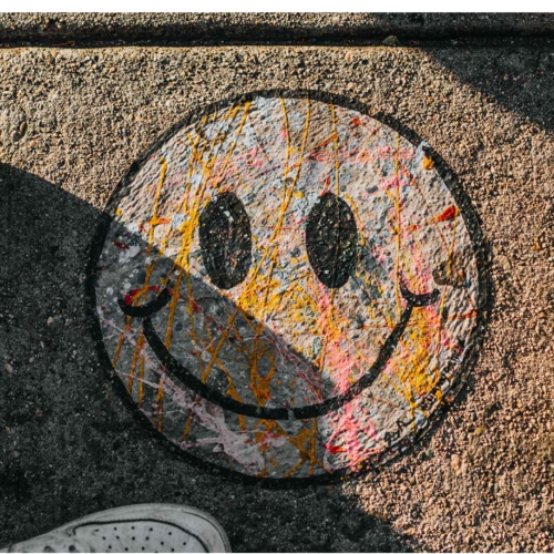 happy-emoji-face2160