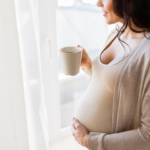 pregnant-happy-drinking-tea2160