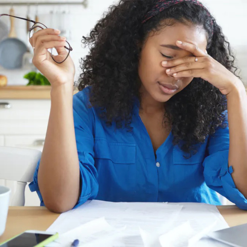 burnout-woman-working at home