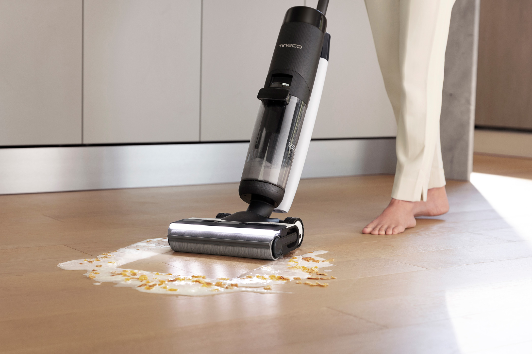 The perfect cleaning partner for families: Tineco FLOOR ONE S7 PRO wet and  dry Vacuum Cleaner • CHILD Magazines